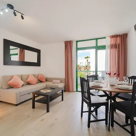 Lanzahost Carmenes Wellness Costa Teguise