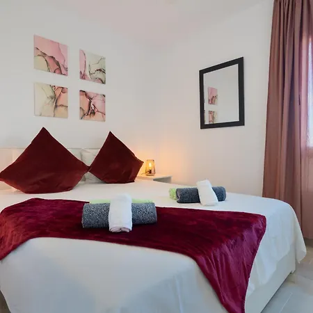 아파트 Lanzahost Carmenes Wellness *